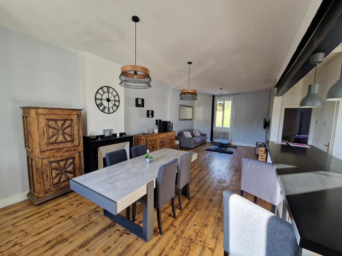 Appartement Spacieux, Wifi ,Cafe A Volonte Blaye-Les-Mines Екстер'єр фото